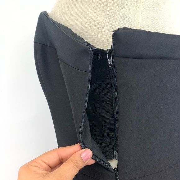 EUC - 🎉GORGEOUS🎉 Halston Heritage Strapless Structured Dress 10 - Picture 4 of 7